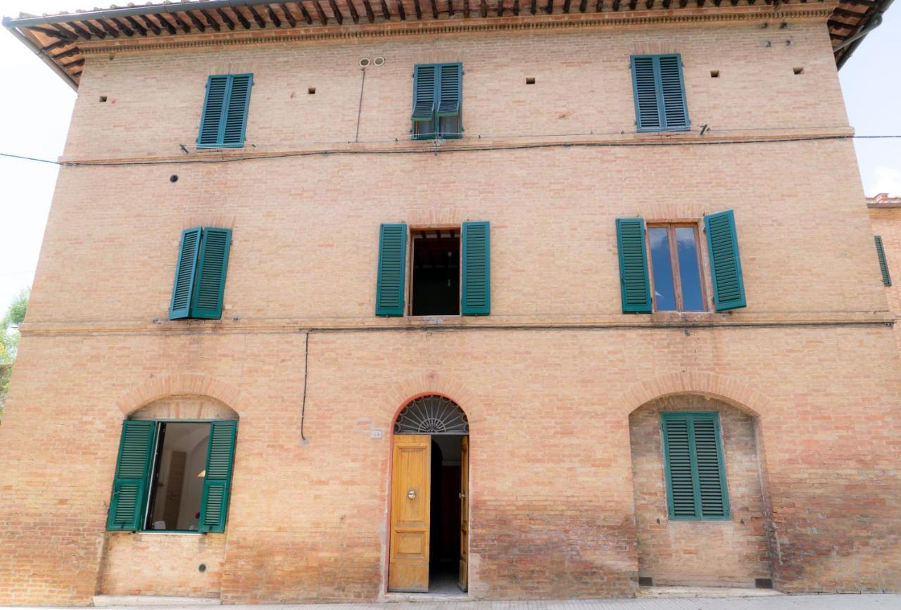 Barbarossa Apartment Siena Exterior photo